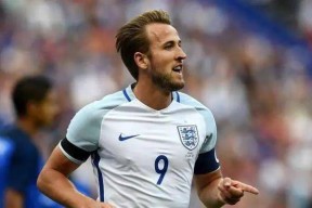 九游会平台凯恩在西班牙队比赛中持续失利，晋级下一阶段引发热议！比赛高潮迭起的简单介绍