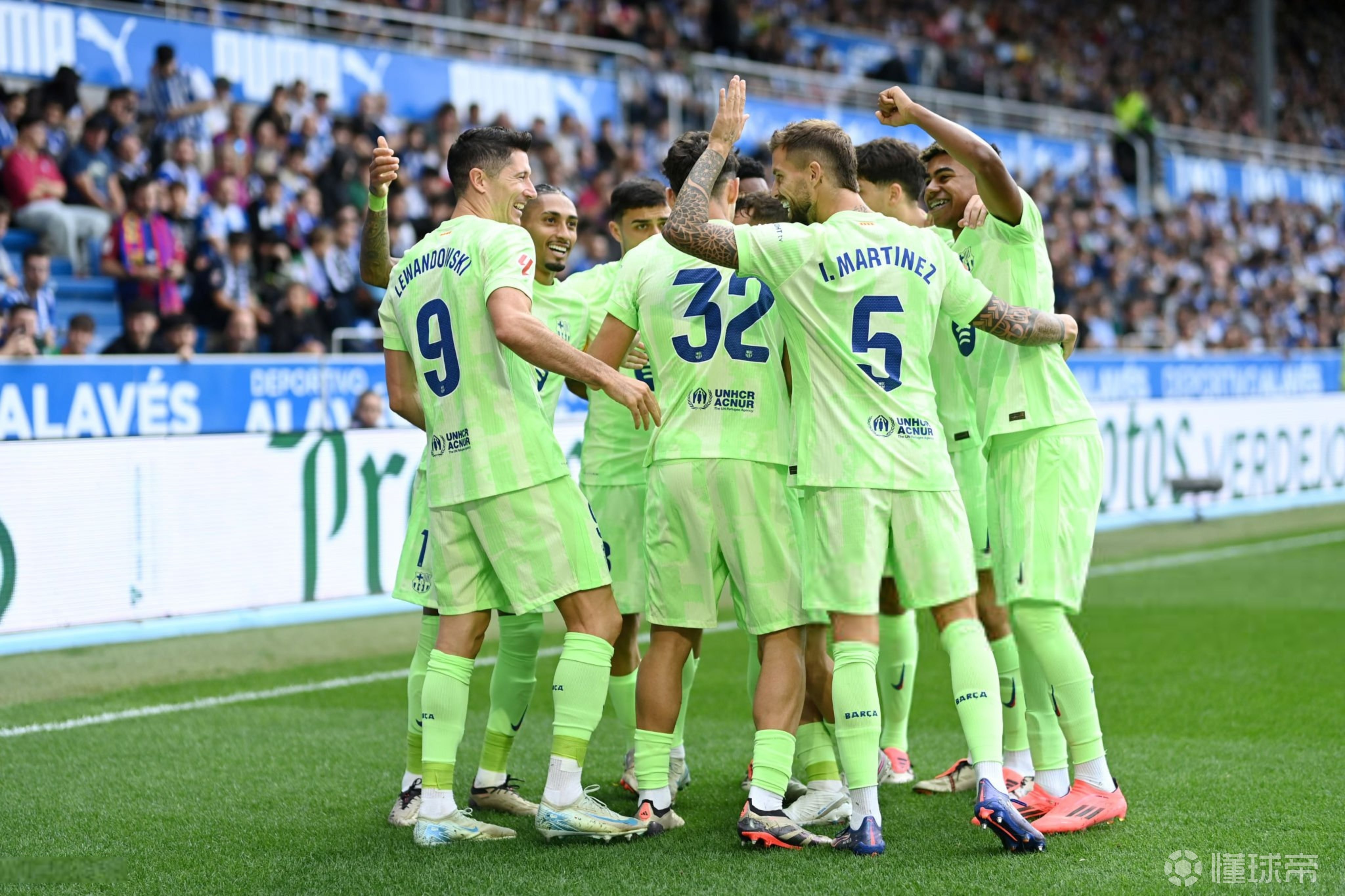 莱万多夫斯基连续十二场比赛得分超过逆转，勇士挑战极限！的简单介绍