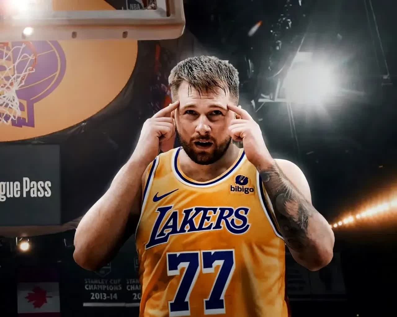 武契奇第一任妻子   武契奇第一任妻子