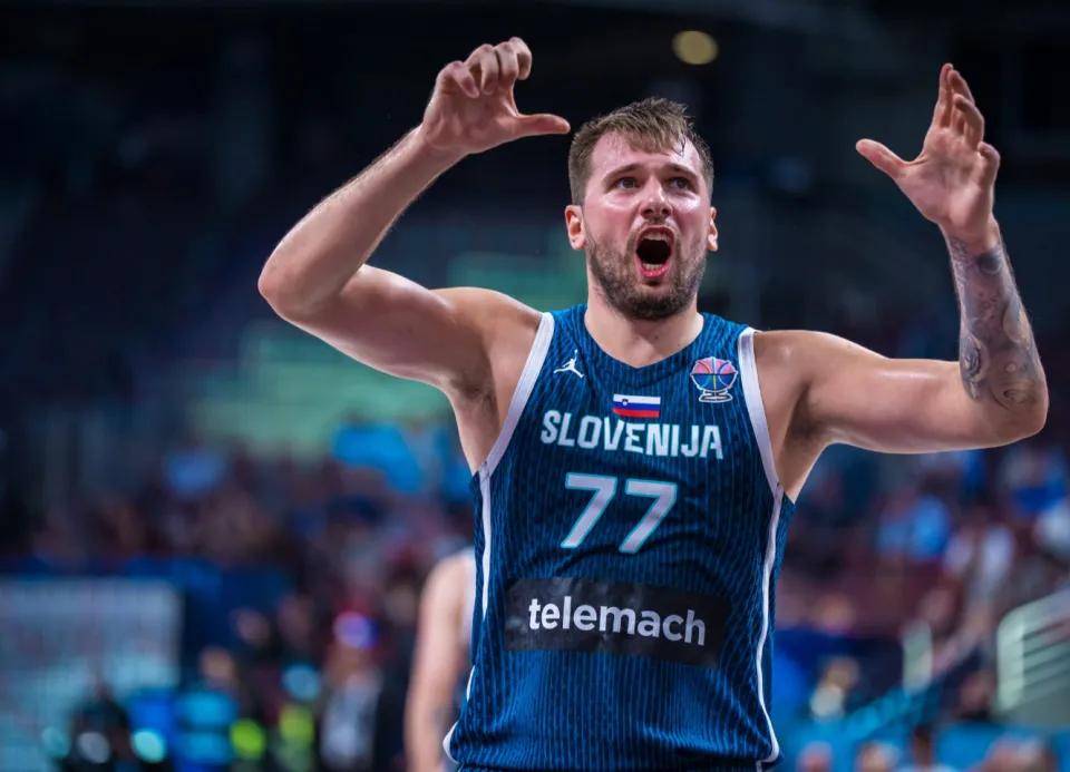 武契奇第一任妻子   武契奇第一任妻子