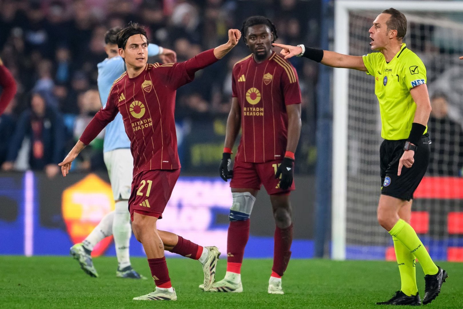 赛后纽卡斯尔豪取连胜：欧联节点到来；压力陡增；身体对抗强度拉满的简单介绍